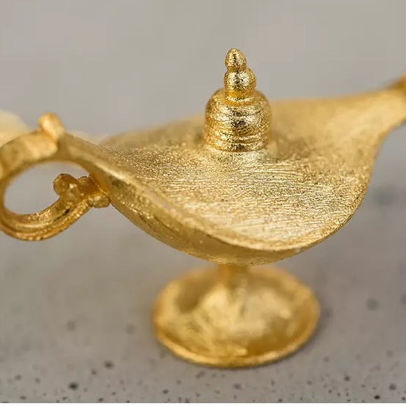 Artisan Handmade Gold 925 Silver The Zorina Aladdin Lamp Necklace - Picture 4 of 7